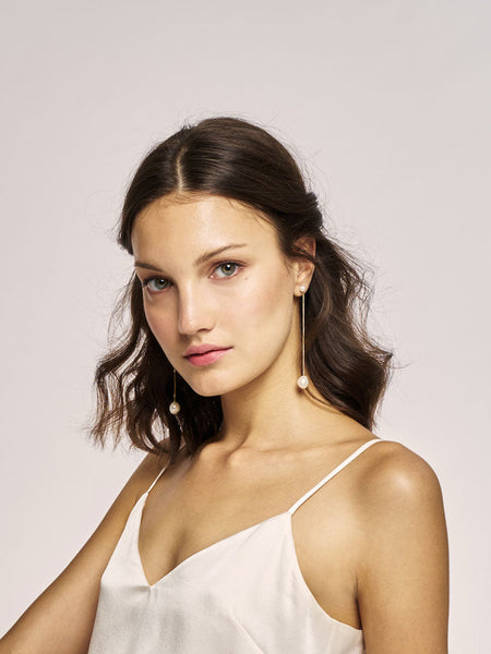 Versilberte Perlenohrringe "À Deux" von kj. - Kokoro Berlin x Jeonga Choi Berlin